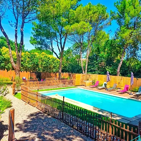 L'entre Nous, Piscine Et Jacuzzi Prive Vendégház